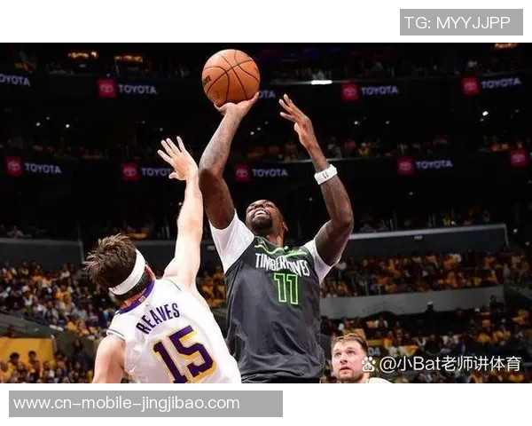 2012年NBA季后赛雷霆与湖人第二场激战回顾与精彩瞬间分析