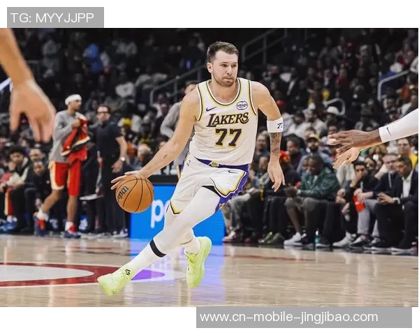 2019年10月28日黄蜂与湖人激战精彩回顾与赛后分析